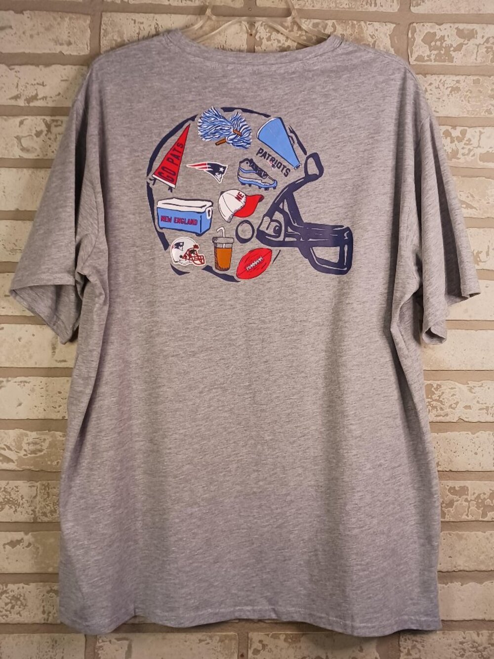 New England Patriots Womens T Shirt Size 2xl Gray NFL Team Apparel Pocket Tee